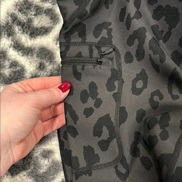 Torrid capri leggings - Picture 10 of 15